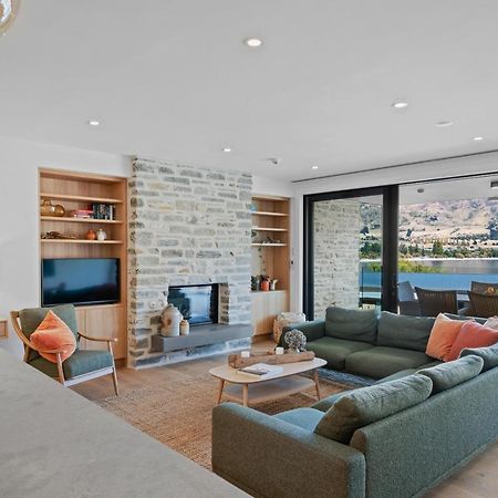 Winona Of Wanaka - Luxury Lakefront Apartment Exterior foto